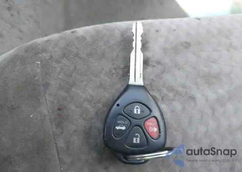 2011 Toyota Camry Le z USA, uszkodzony, nr VIN 4T4BF3EK2BR180937